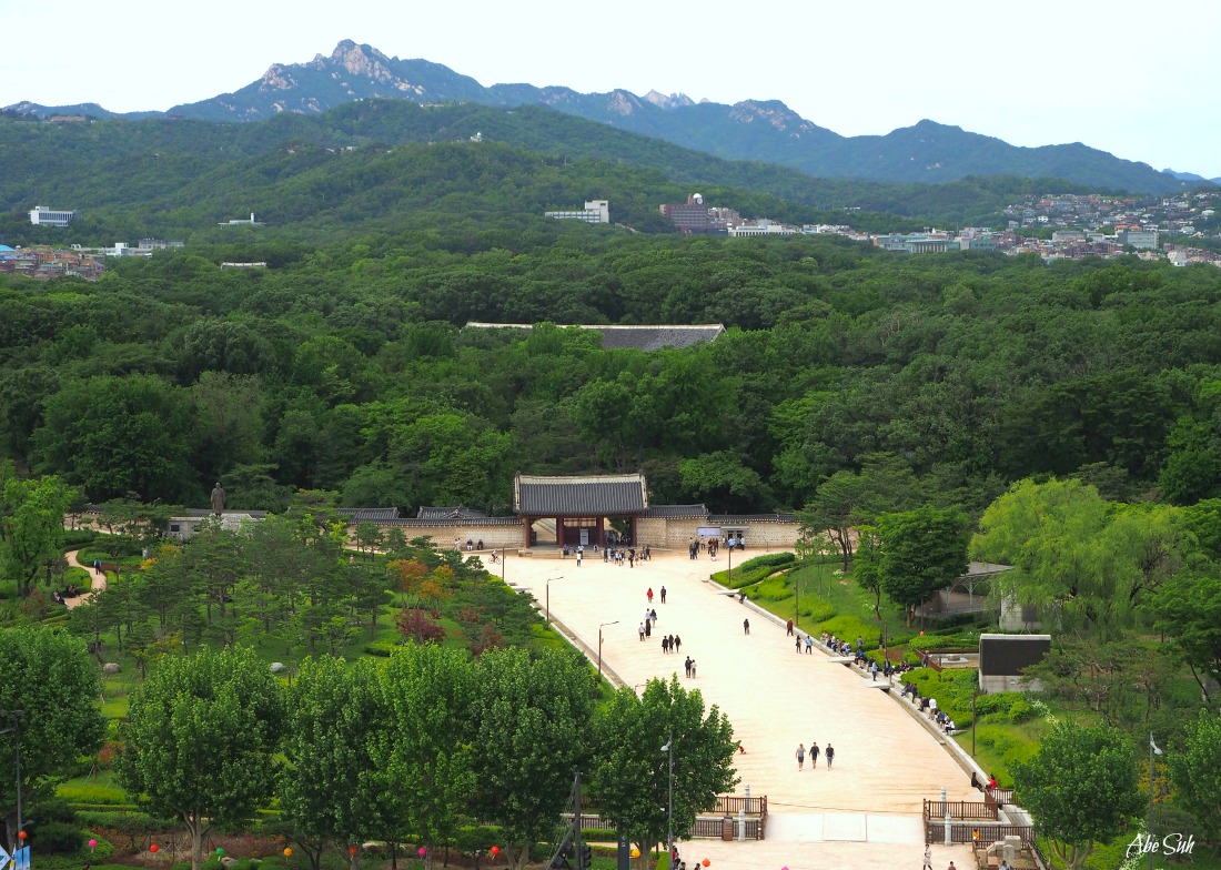 Jongmyo Shrine in Seoul is a Confucian shrine that holds the Spirit Tablets of the royals who ruled during the Joseon Period. It has the Confucian arts and practices.