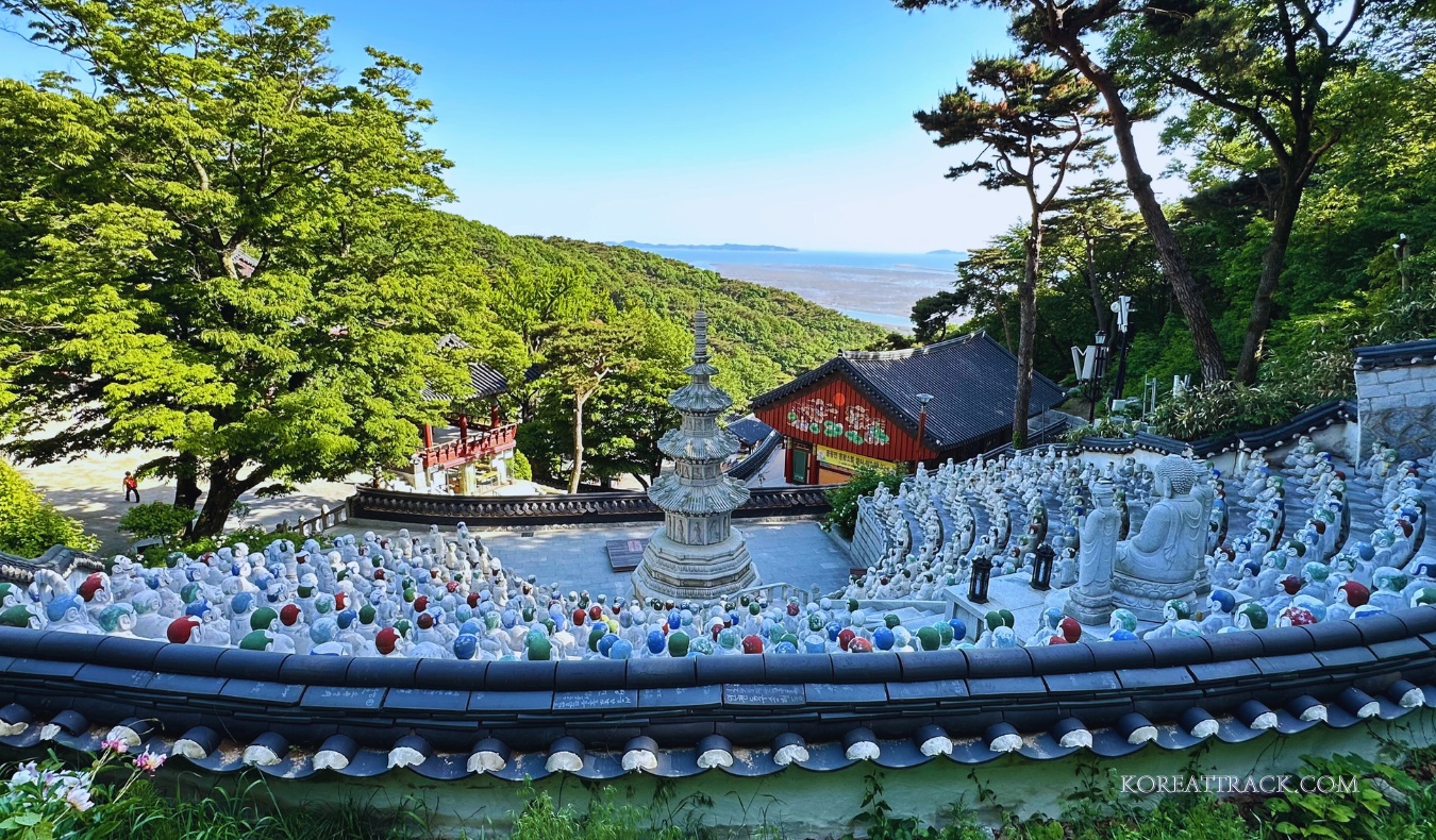 bomunsa-temple-ganghwado-eobaeknahan-back-view