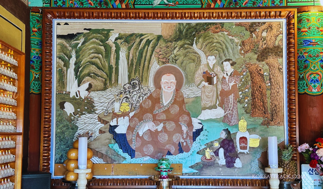 bomunsa-temple-ganghwado-samseonggak-left-buddha