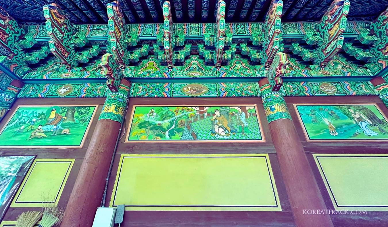 bomunsa-temple-ganghwado-wabuljeon-wall-murals