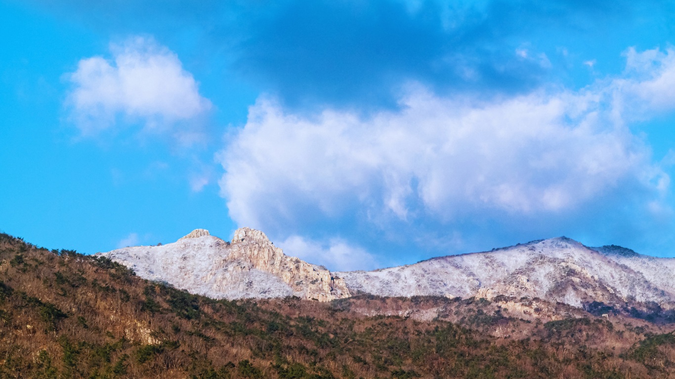 geumjeongsan-mountain-busan-winter-views