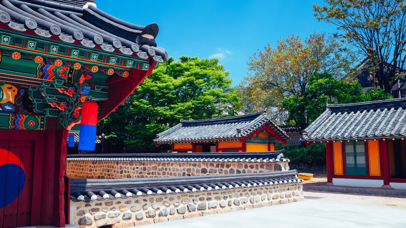 gimhae-travel-attractions-suro-palace-entrance