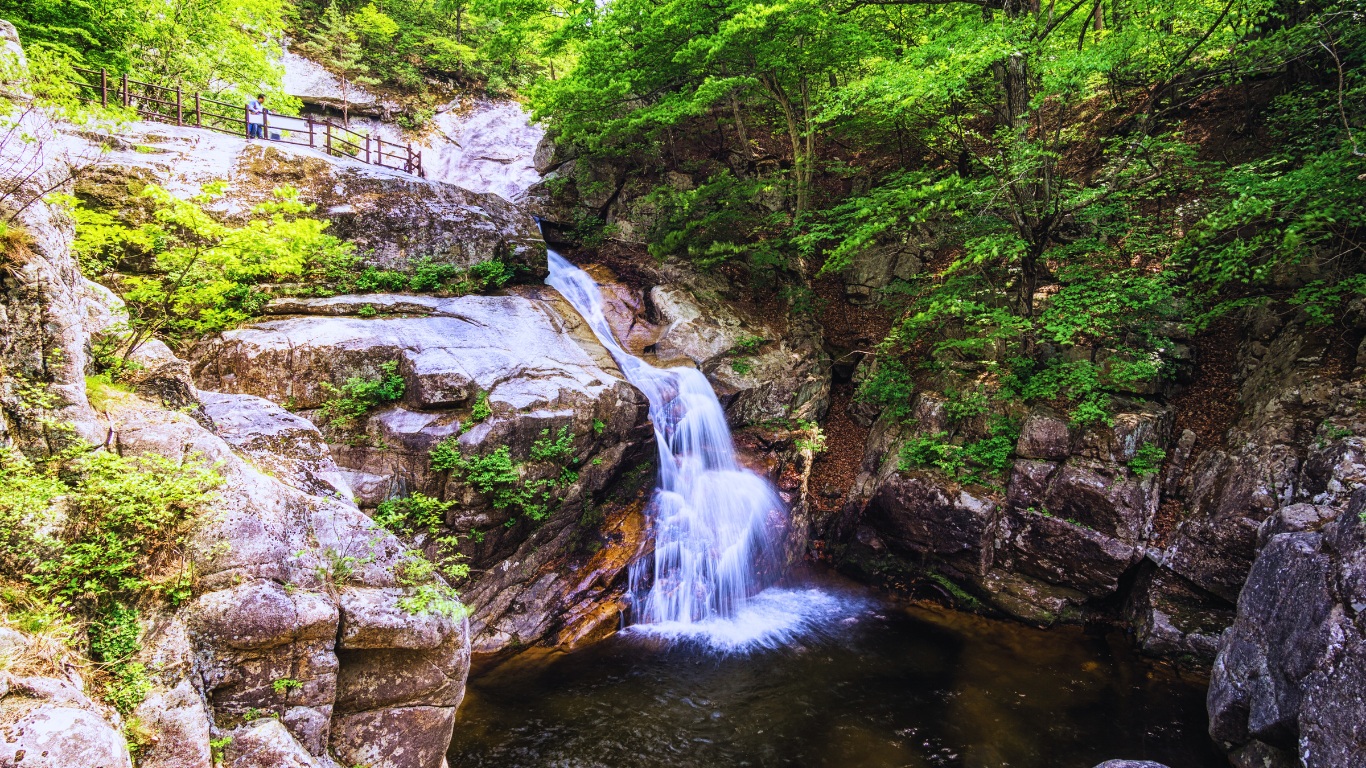 guryong falls jirisan