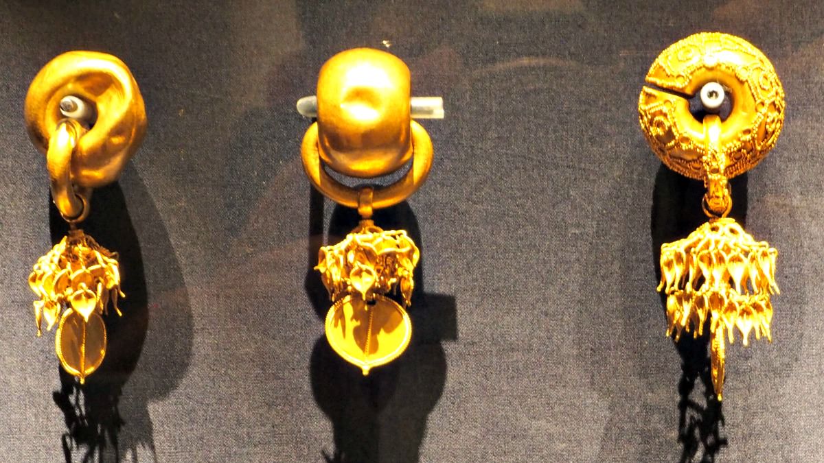 gyeongju-gold-earrings