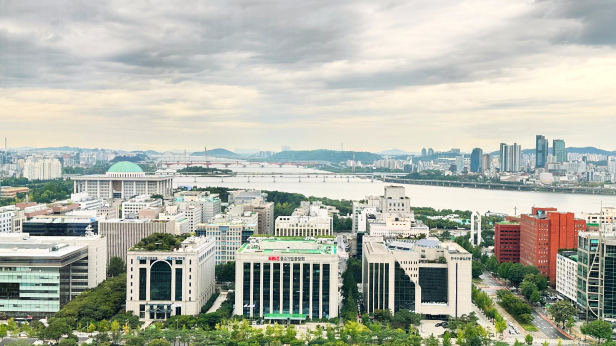 ifc-seoul-hangang-view