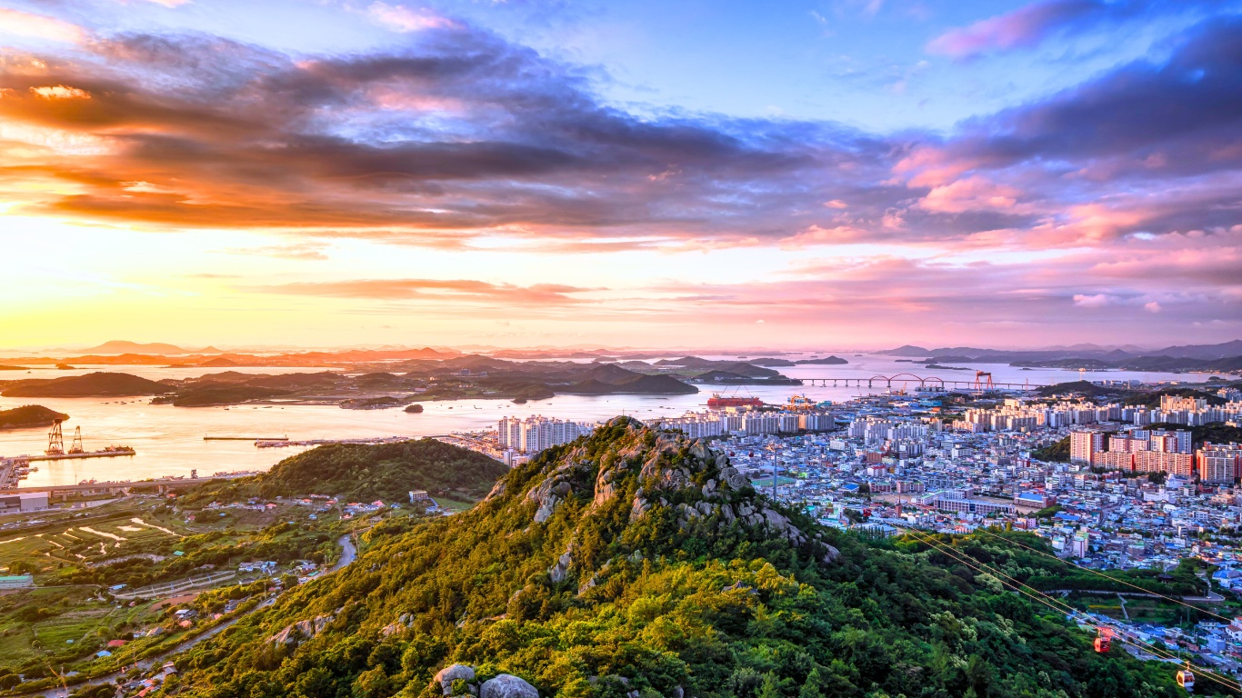 mokpo-yudalsan-mountain-overlooking-city-cable-car