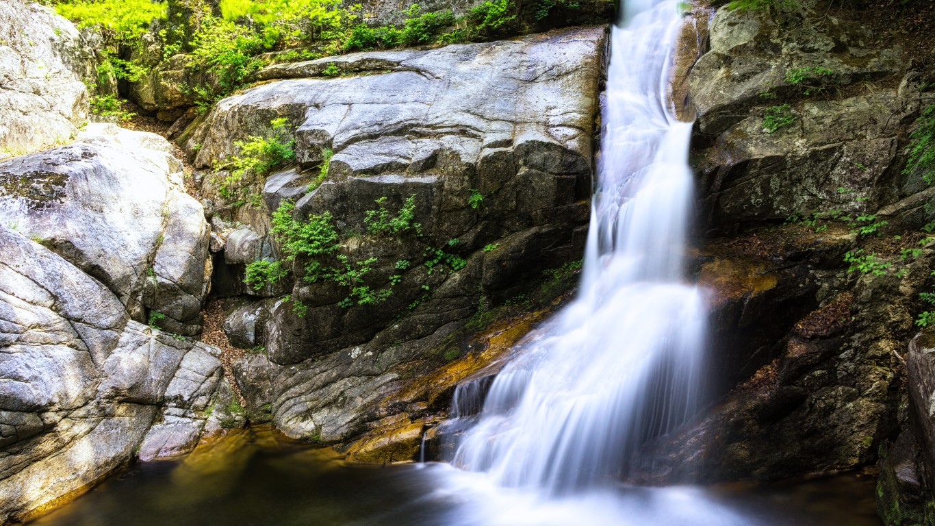 Odaesan National Park is one of the most popular mountains in Gangwondo especially during the Fall season. It offers amazing mountainscape and hiking trails.