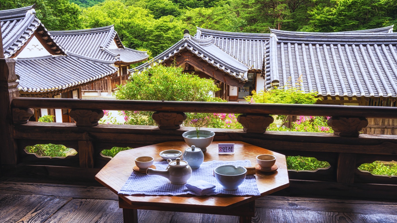 sansa-monasteries-seonamsa-temple-roofs-tea-table