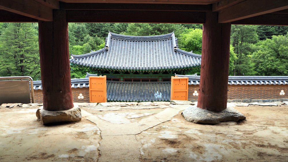 guryongsa-temple-building-stone-foundations