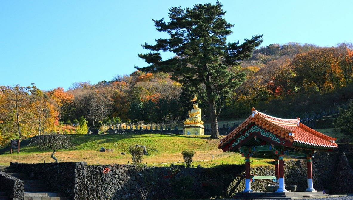 gwaneumsa-temple-jeju-island-buddha-spring-water