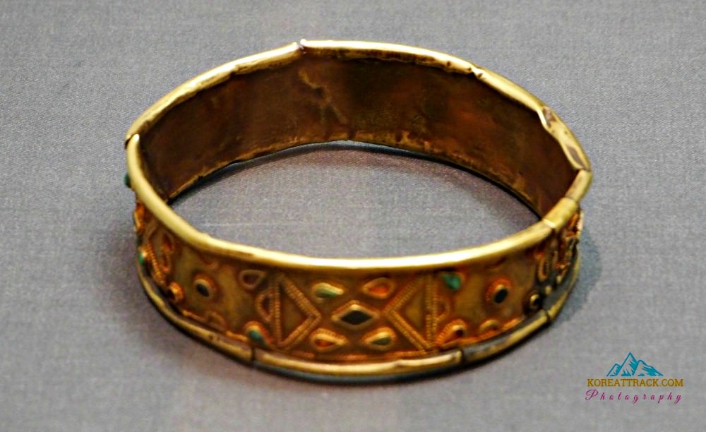 gyeongju-gold-bracelet