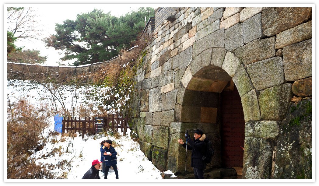 namhansanseong-north-gate