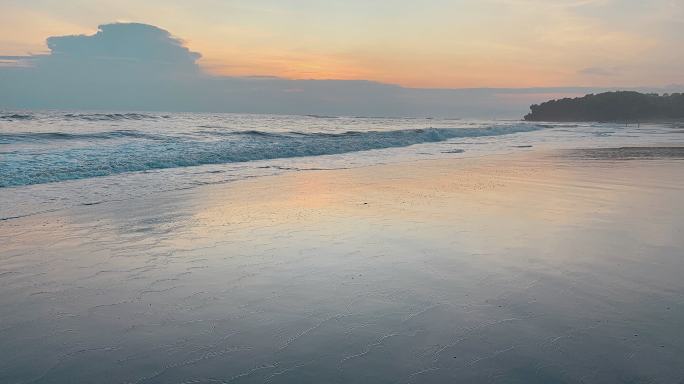 samyang-black-sand-jeju-beach-sunset-view