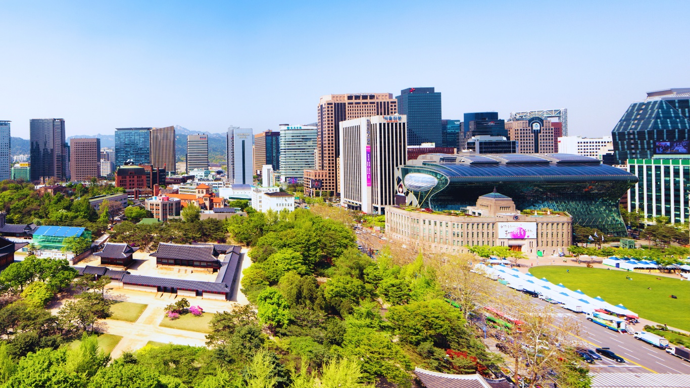 seoul city hall changdeokgung palace aerial view